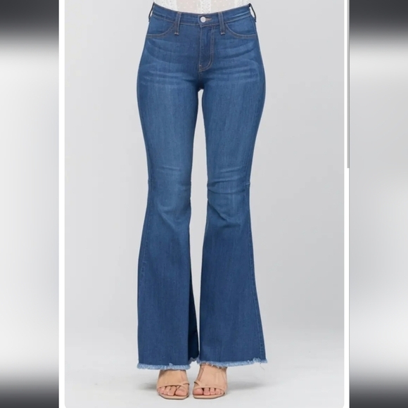 Judy Blue High Waisted Super Flare Blue Jeans          Size 15/32 - Picture 1 of 5